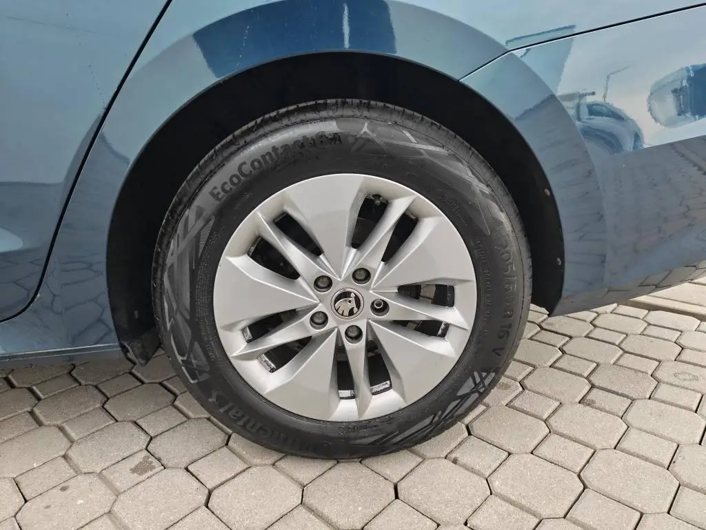 Škoda Octavia Combi Ambition 6MP 2,0TDI / 85kW