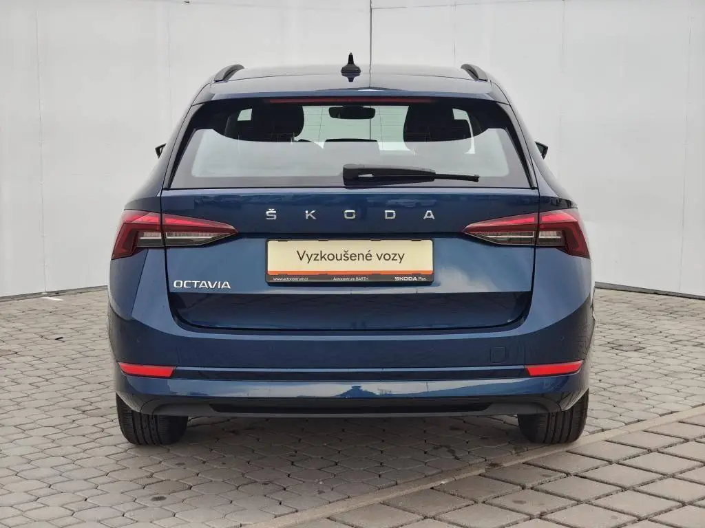 Škoda Octavia Combi Ambition 6MP 2,0TDI / 85kW