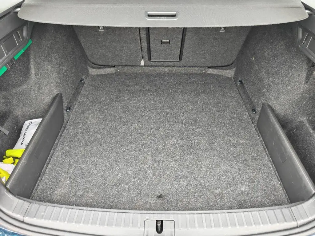 Škoda Octavia Combi Ambition 6MP 2,0TDI / 85kW