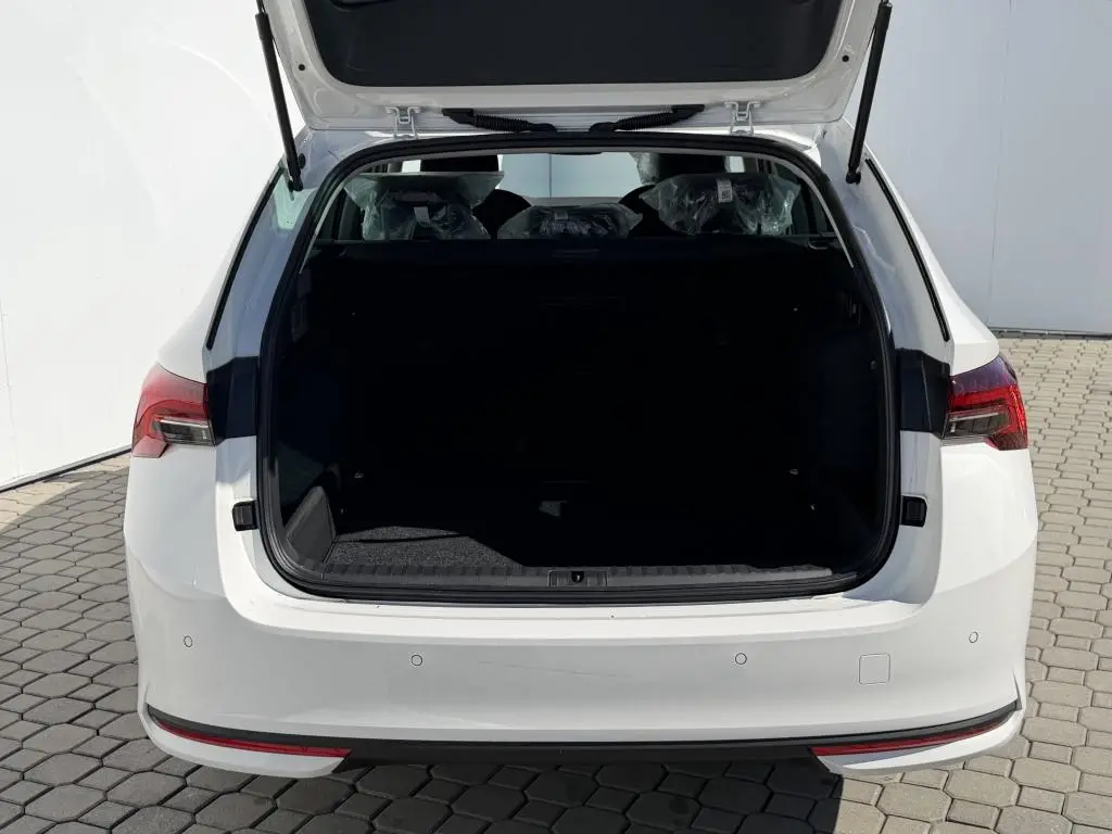 Škoda Octavia Combi Classic 6MP 2,0TDI  / 85kW