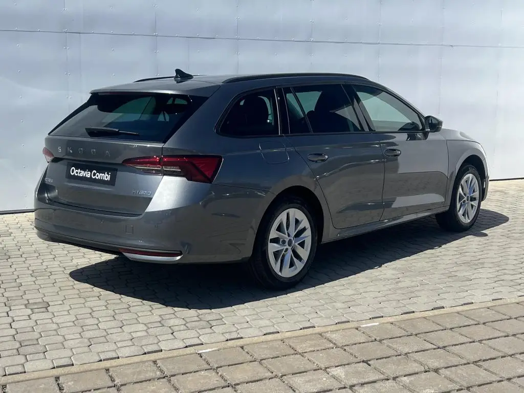 Škoda Octavia Combi Classic 7DSG 1,5TSI / 110kW