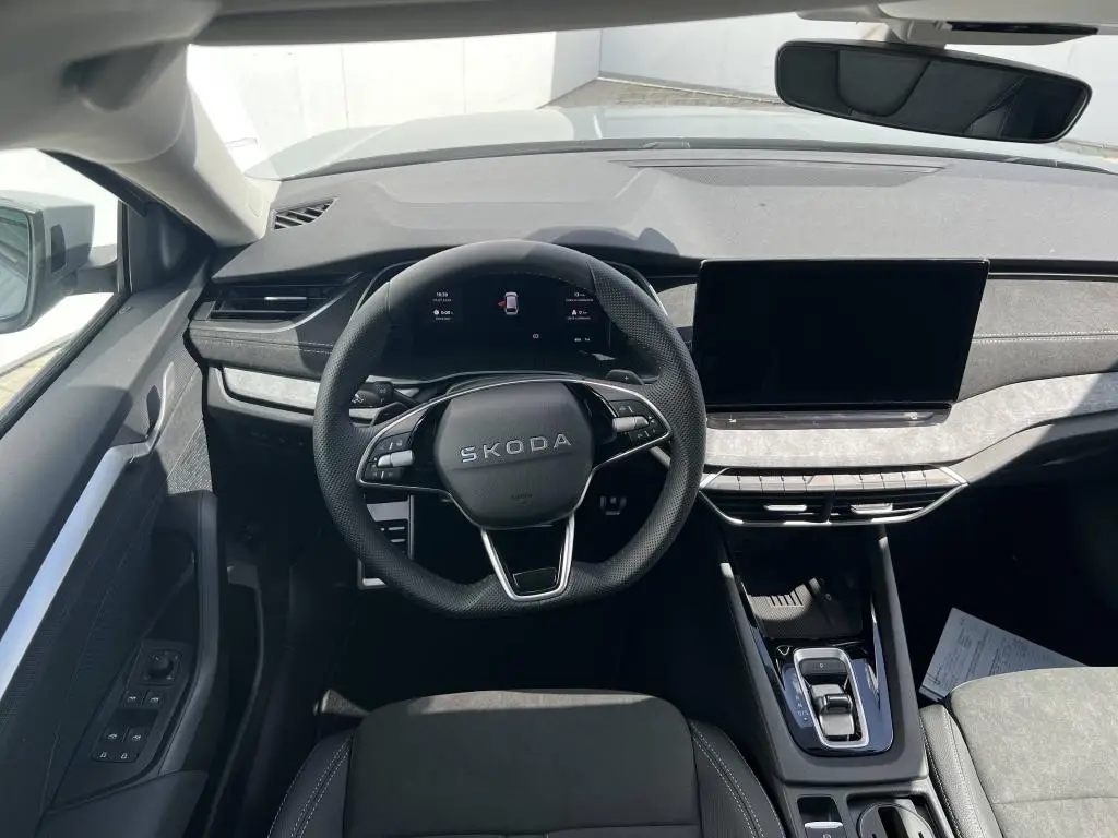 Škoda Octavia Combi Combi Dynamic 7DSG 1,5TSI / 110kW