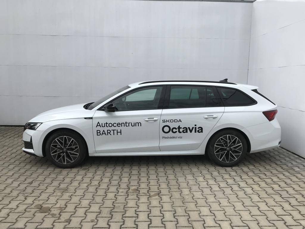 Škoda Octavia Combi Combi Sportline 7DSG  1,5TSI / 110kW
