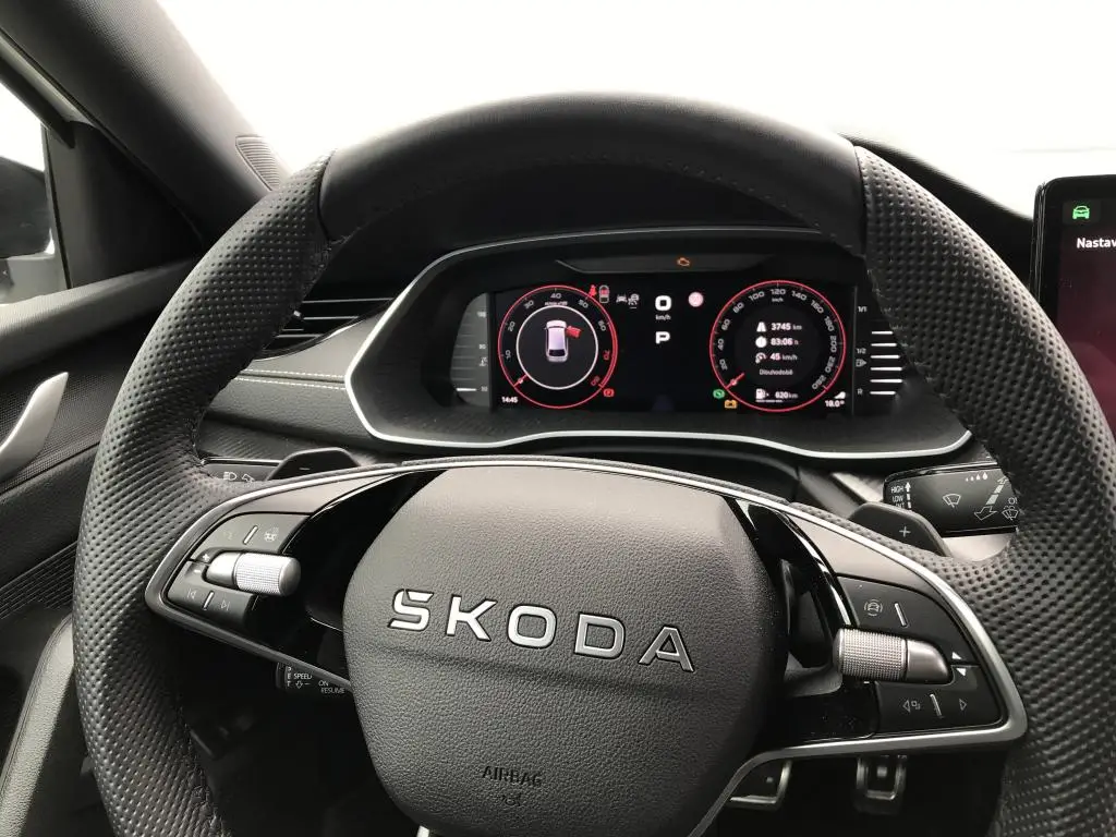 Škoda Octavia Combi Combi Sportline 7DSG  1,5TSI / 110kW