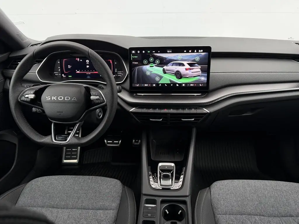 Škoda Octavia Combi Combi Sportline 7DSG  1,5TSI / 110kW