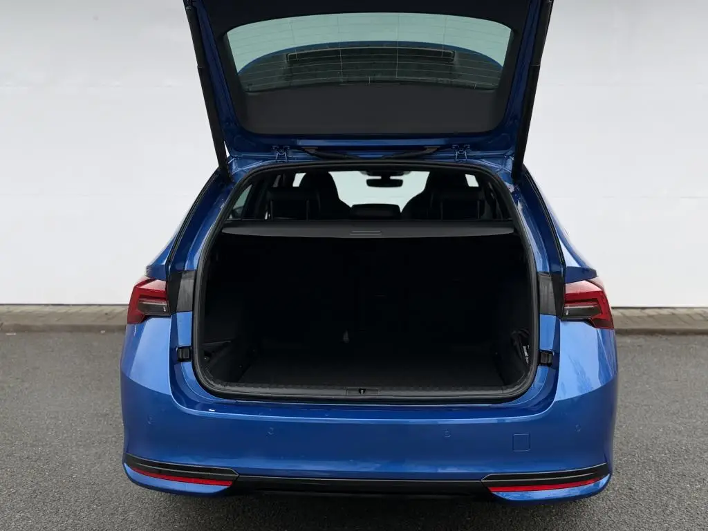 Škoda Octavia Combi Combi Sportline 7DSG  1,5TSI / 110kW