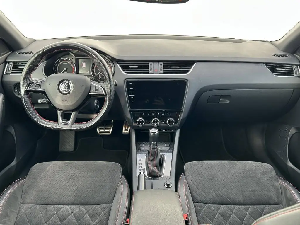 Škoda Octavia Combi RS 230 6DSG 2,0TSI / 169kW