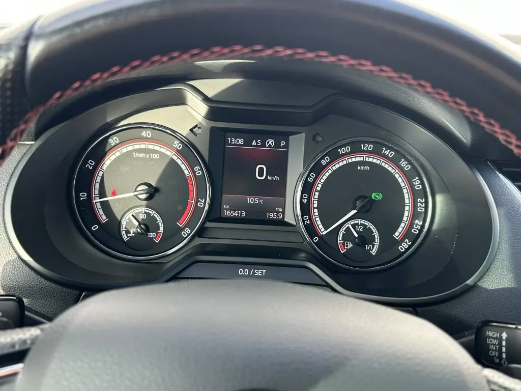 Škoda Octavia Combi RS 230 6DSG 2,0TSI / 169kW