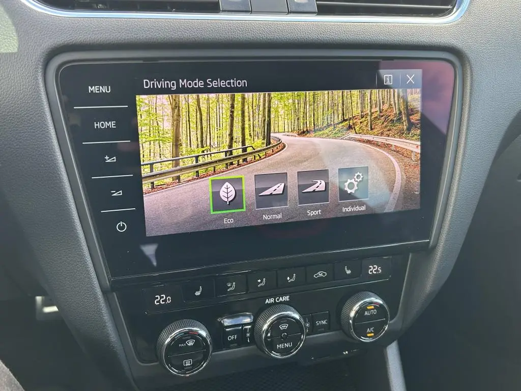 Škoda Octavia Combi RS 230 6DSG 2,0TSI / 169kW