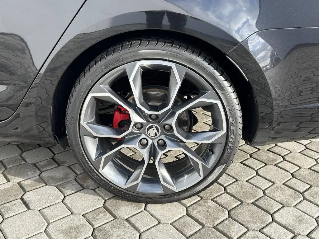 Škoda Octavia Combi RS 230 6DSG 2,0TSI / 169kW