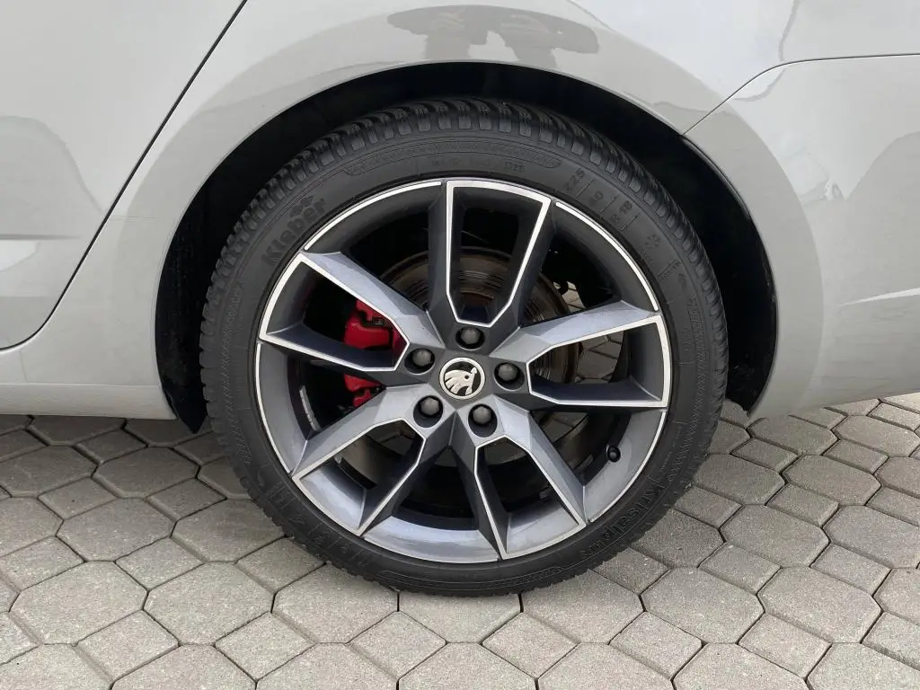 Škoda Octavia Combi RS 4x4 6DSG 2,0TDI / 135kW
