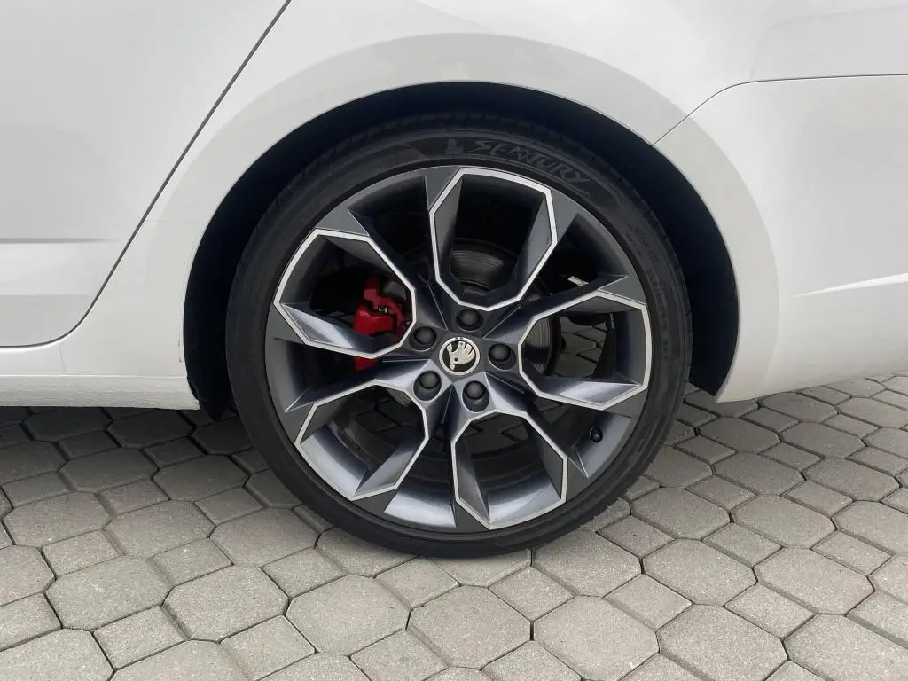 Škoda Octavia Combi RS 6DSG 2,0TSI / 162kW