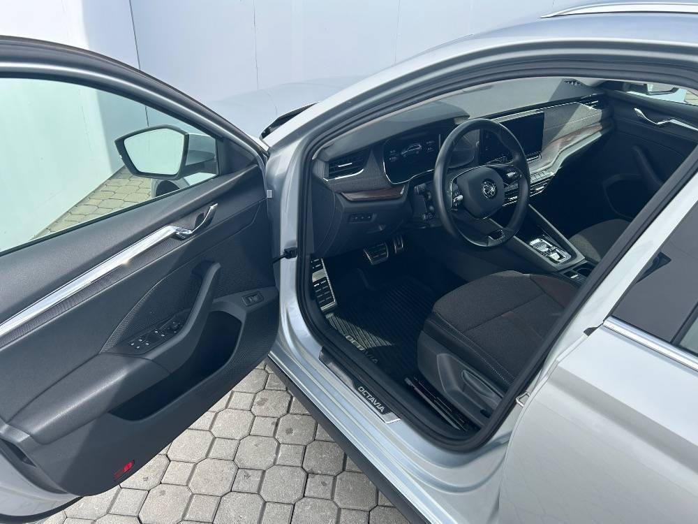 Škoda Octavia Combi Scout 7DSG 4x4 2,0TDI / 110kW