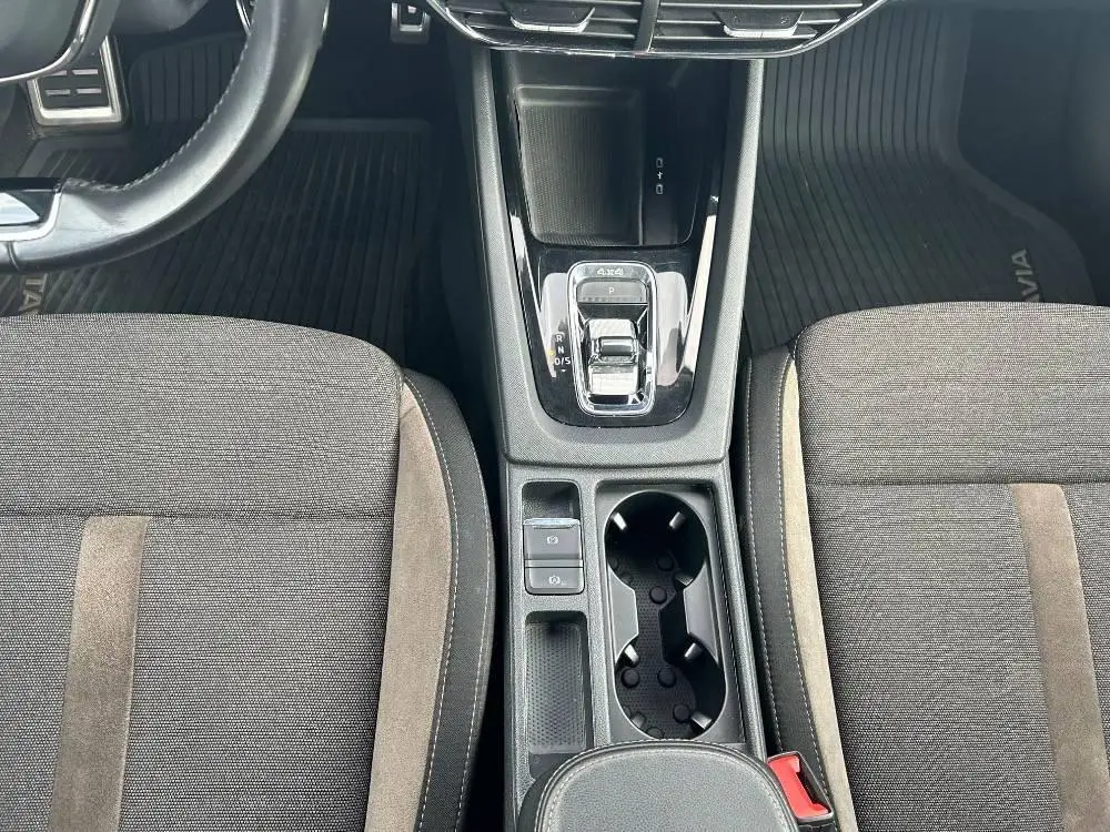 Škoda Octavia Combi Scout 7DSG 4x4 2,0TDI / 110kW