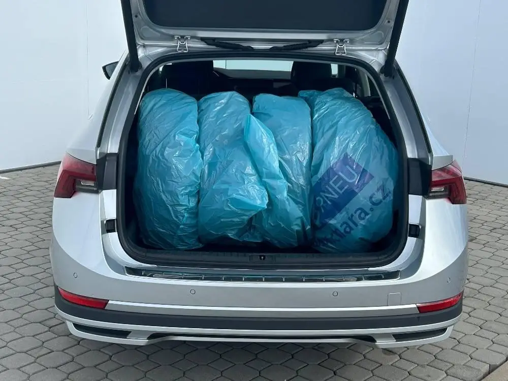 Škoda Octavia Combi Scout 7DSG 4x4 2,0TDI / 110kW