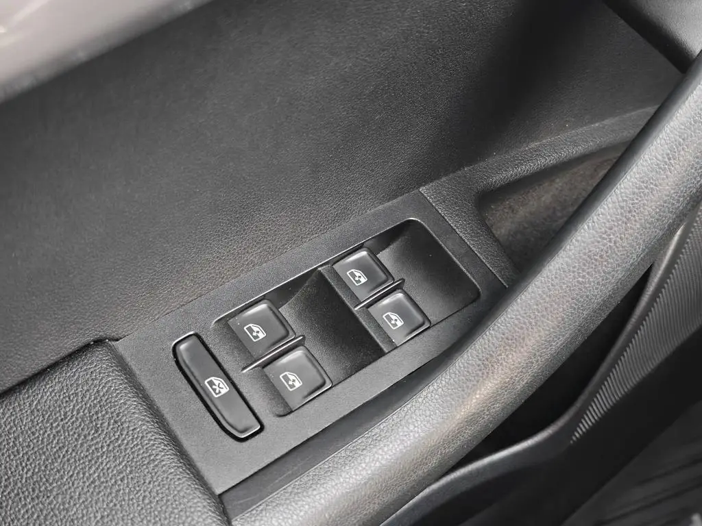 Škoda Octavia Combi Style 6MP  2,0 TDI / 110kW