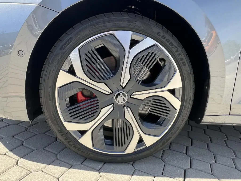 Škoda Octavia Octavia RS 7DSG 2,0TDI  / 195kW