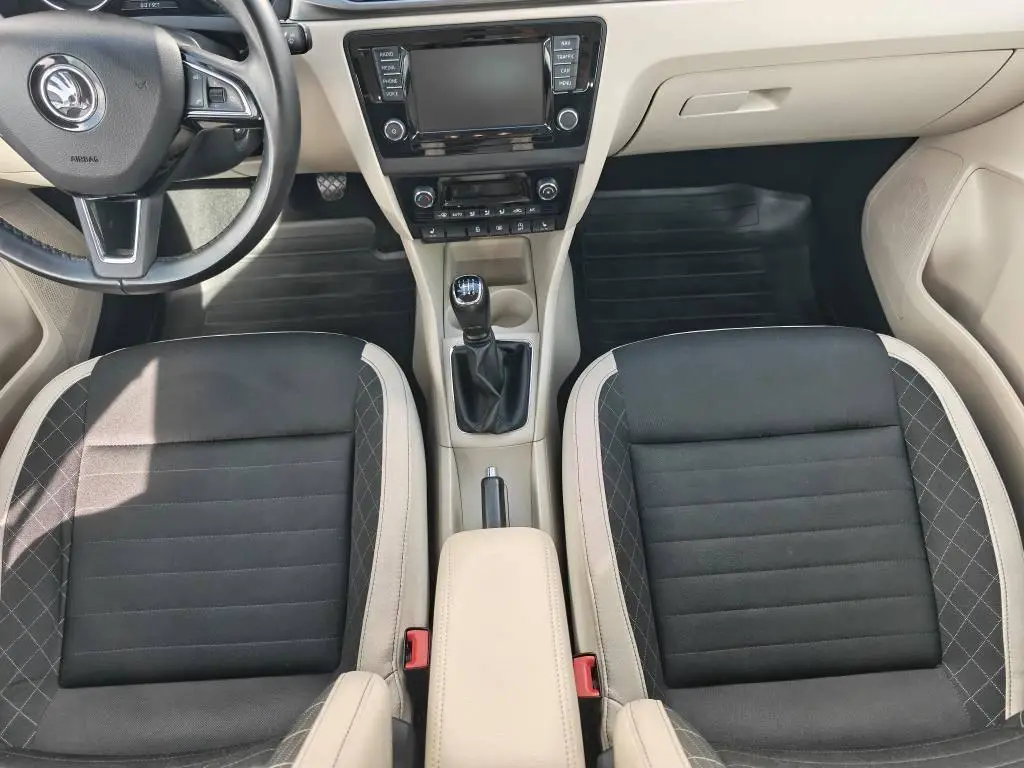 Škoda Rapid Rapid 1,0 TSI 81 kW Style 6MP 1,0 TSI / 81kW