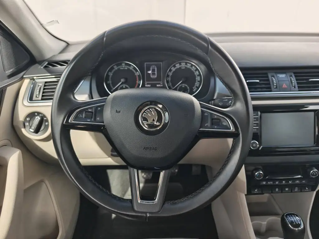 Škoda Rapid Rapid 1,0 TSI 81 kW Style 6MP 1,0 TSI / 81kW