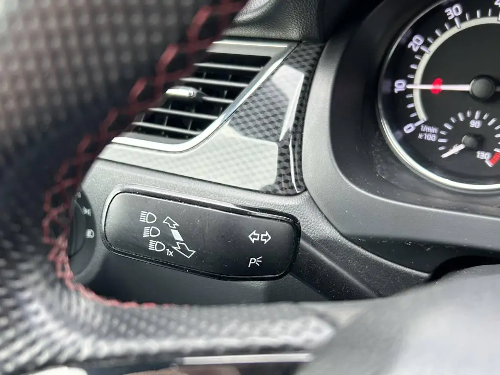 Škoda Rapid Spaceback Monte Carlo 1,0TSI / 81kW