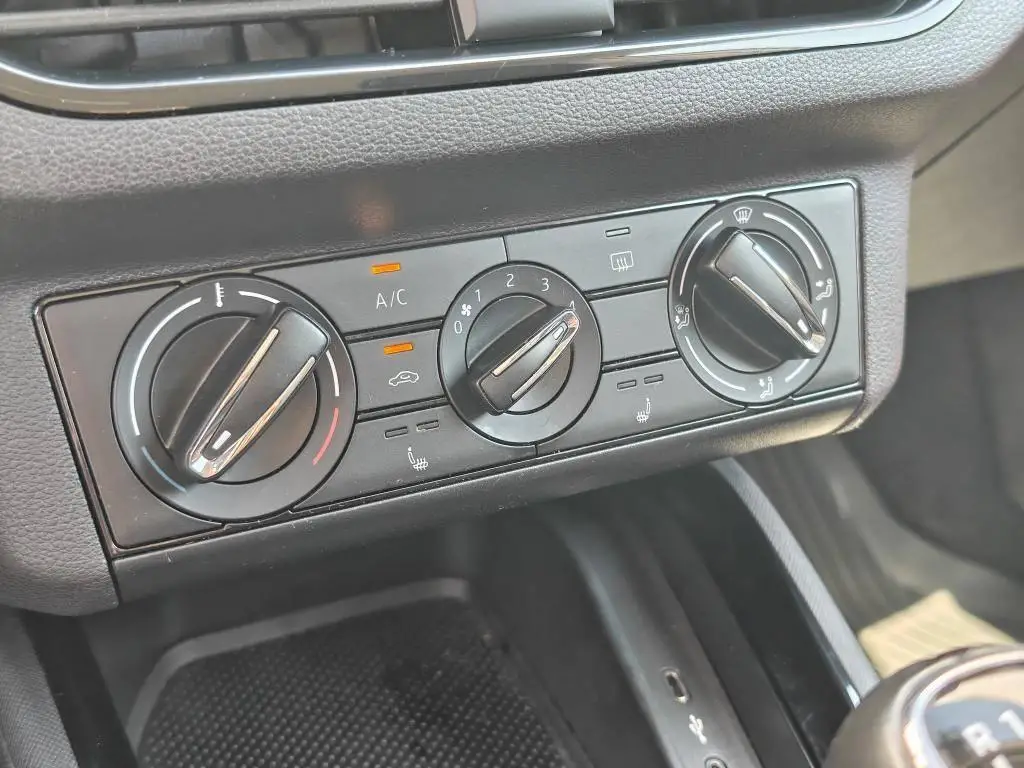 Škoda Scala Ambition 6MP 1,0TSI / 81kW