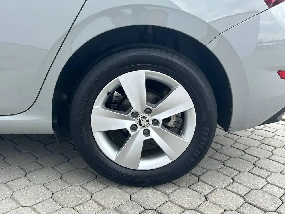 Škoda Scala Ambition 6MP 1,0TSI / 81kW