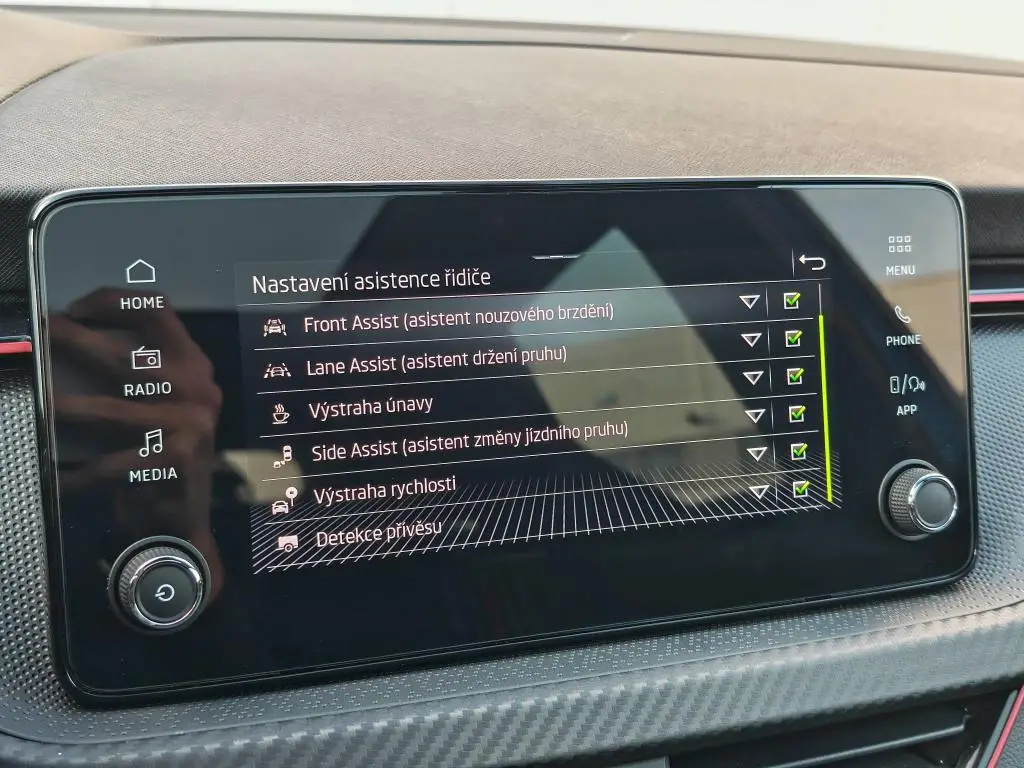 Škoda Scala Monte Carlo 6MP 1,0TSI / 85kW