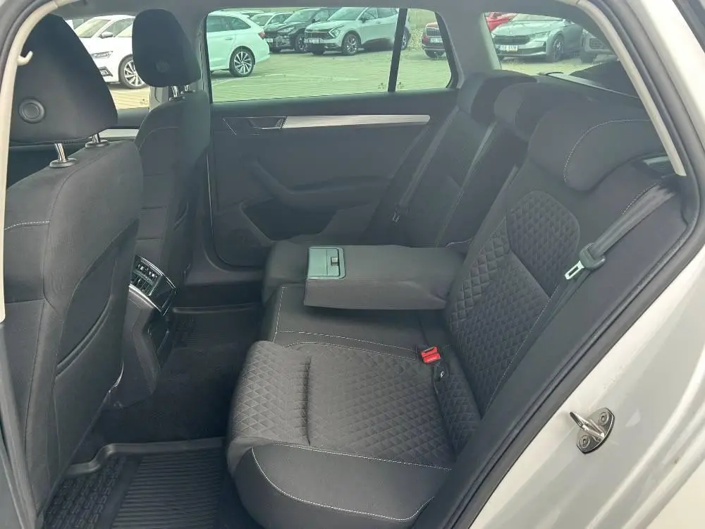 Škoda Superb Combi Ambition 7DSG 2,0TDI / 110kW