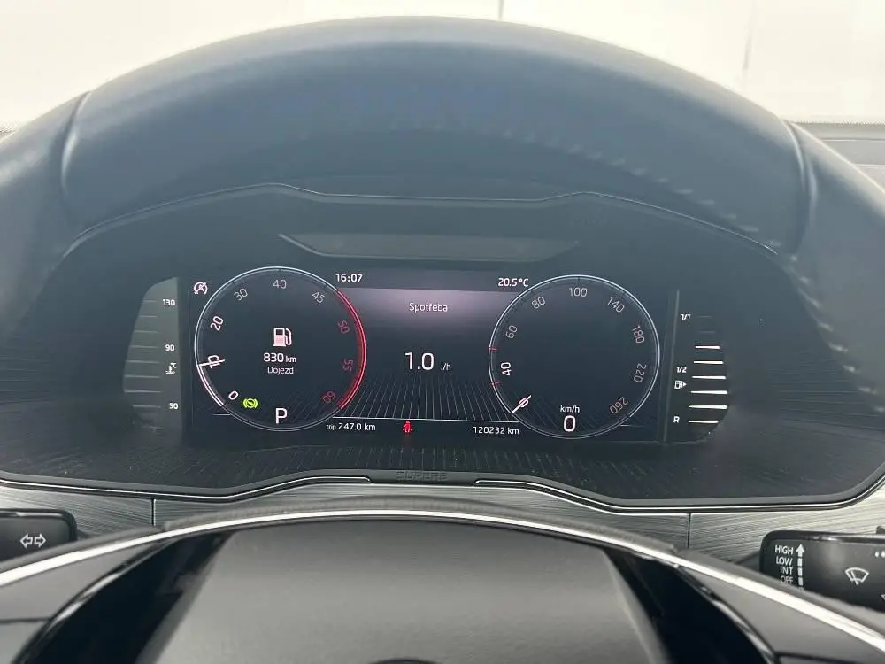Škoda Superb Combi Ambition 7DSG 2,0TDI / 110kW