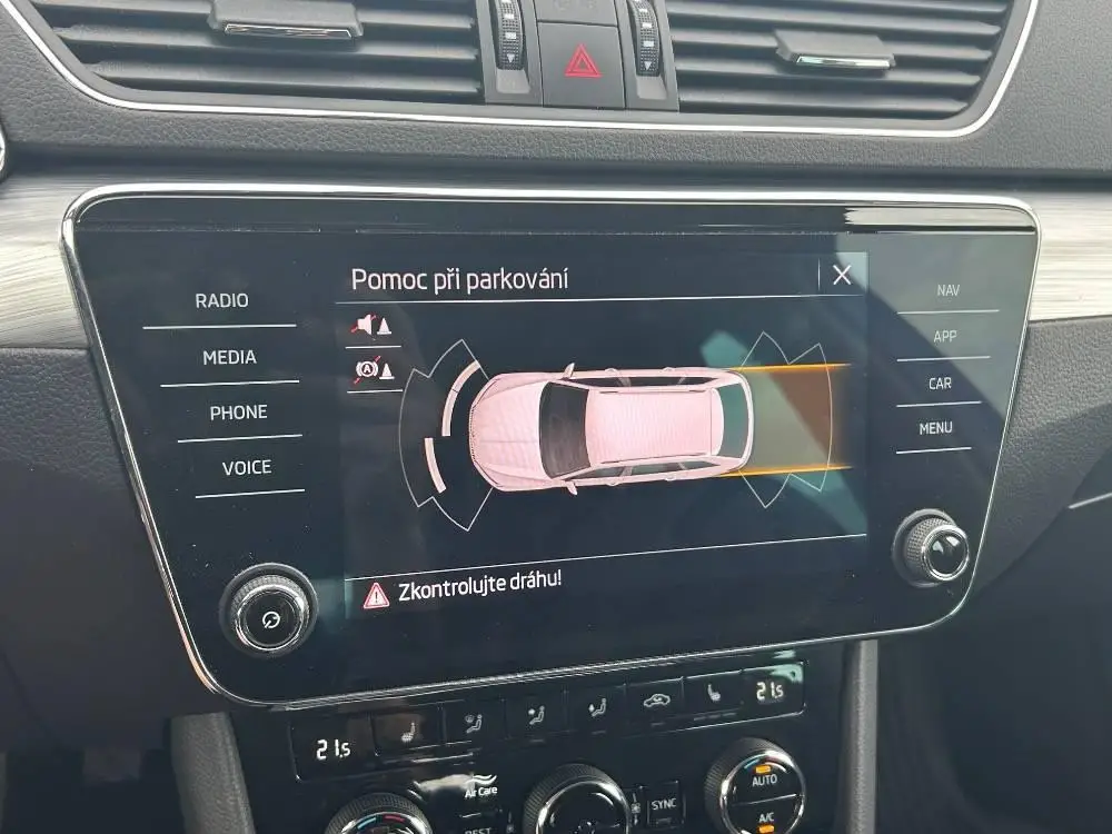 Škoda Superb Combi Ambition 7DSG 2,0TDI / 110kW