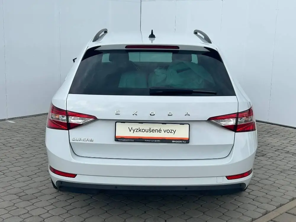 Škoda Superb Combi Ambition 7DSG 2,0TDI / 110kW