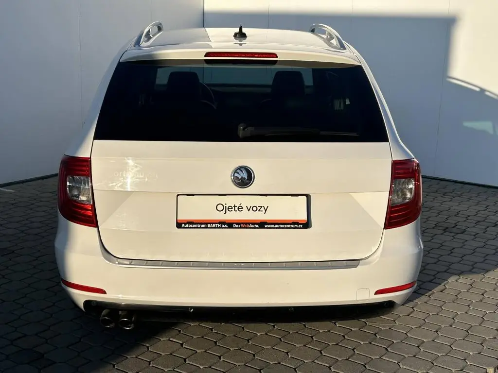 Škoda Superb Combi Elegance 4x4 DSG 2,0TDI / 125kW