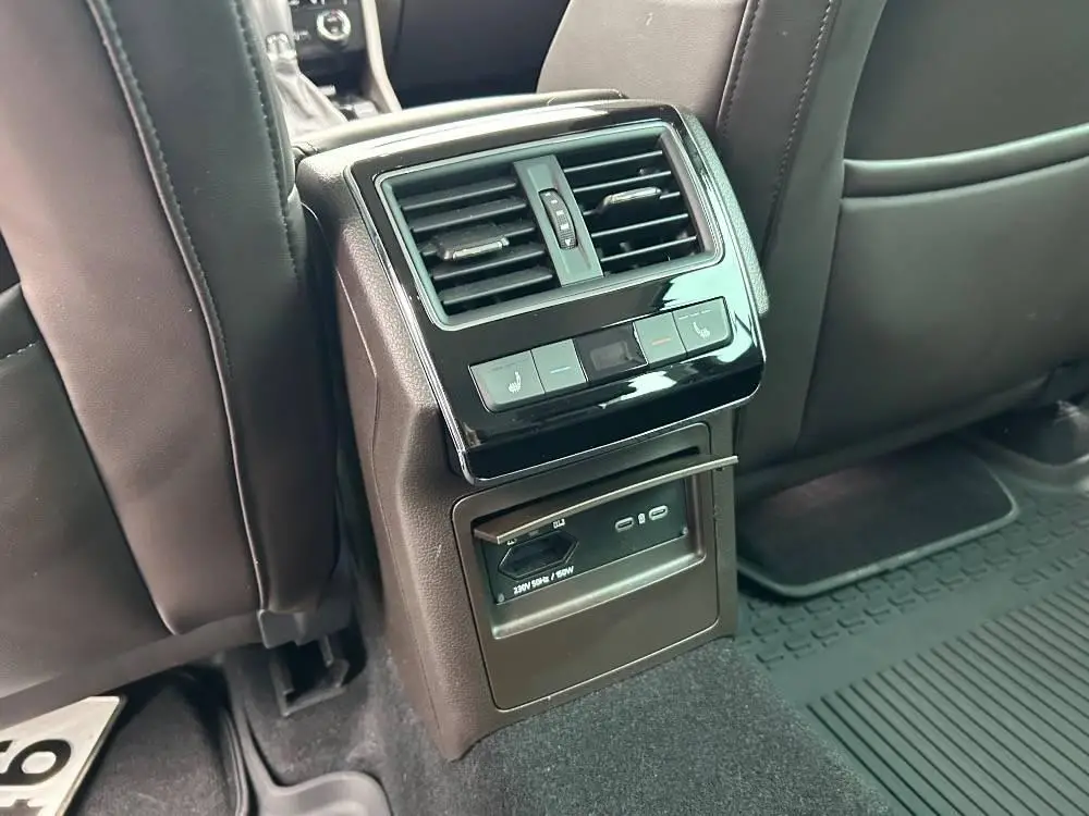 Škoda Superb Combi L&K 4x4 7DSG 2,0TDI / 147kW