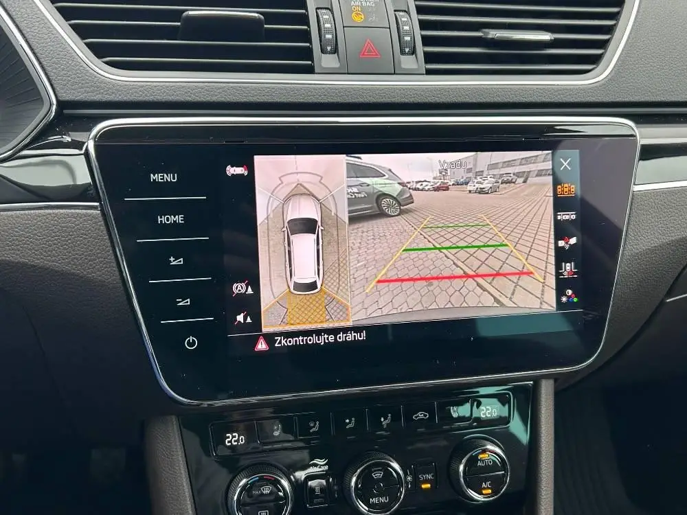 Škoda Superb Combi L&K 4x4 7DSG 2,0TDI / 147kW