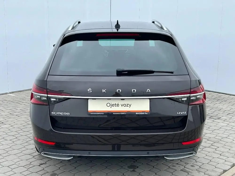 Škoda Superb Combi L&K 4x4 7DSG 2,0TDI / 147kW