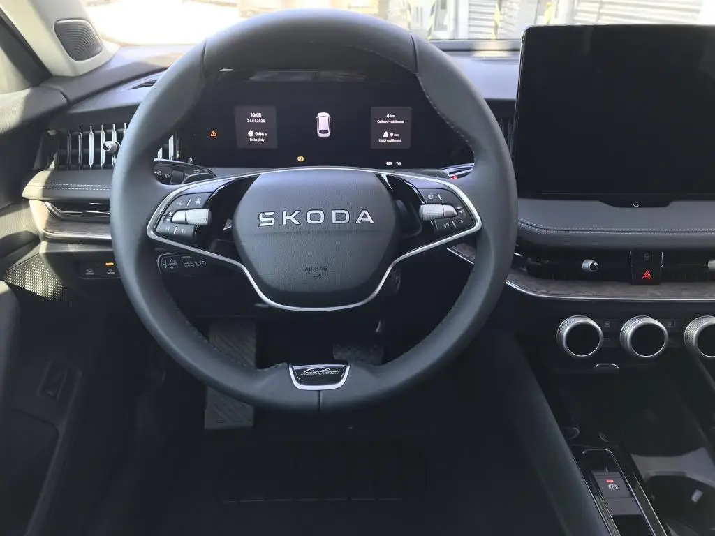 Škoda Superb Combi L&K 7DSG 2,0 TDI / 142kW