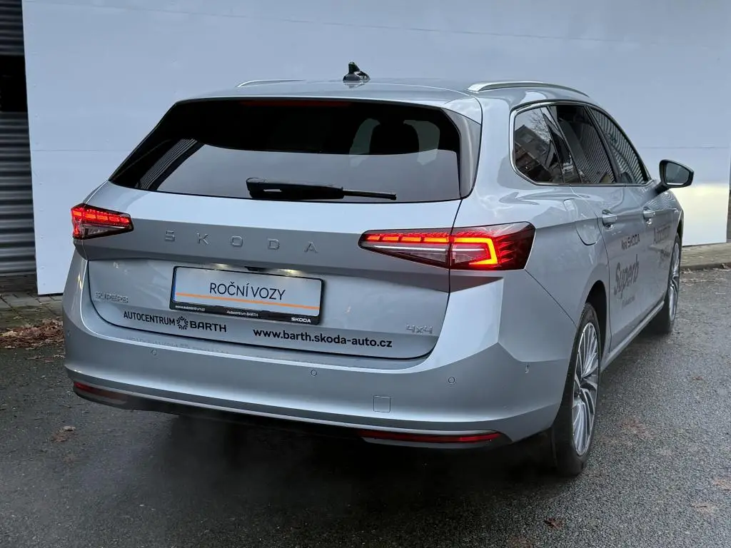 Škoda Superb Combi L&K 7DSG 2,0 TDI / 142kW
