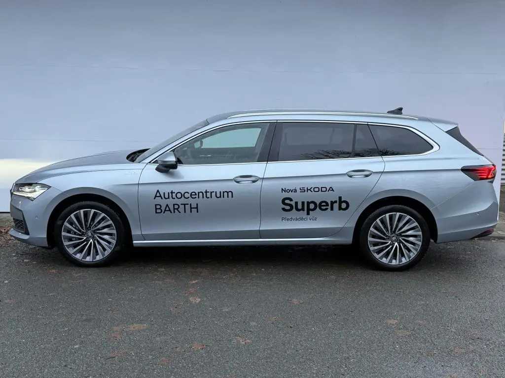 Škoda Superb Combi L&K 7DSG 2,0 TDI / 142kW