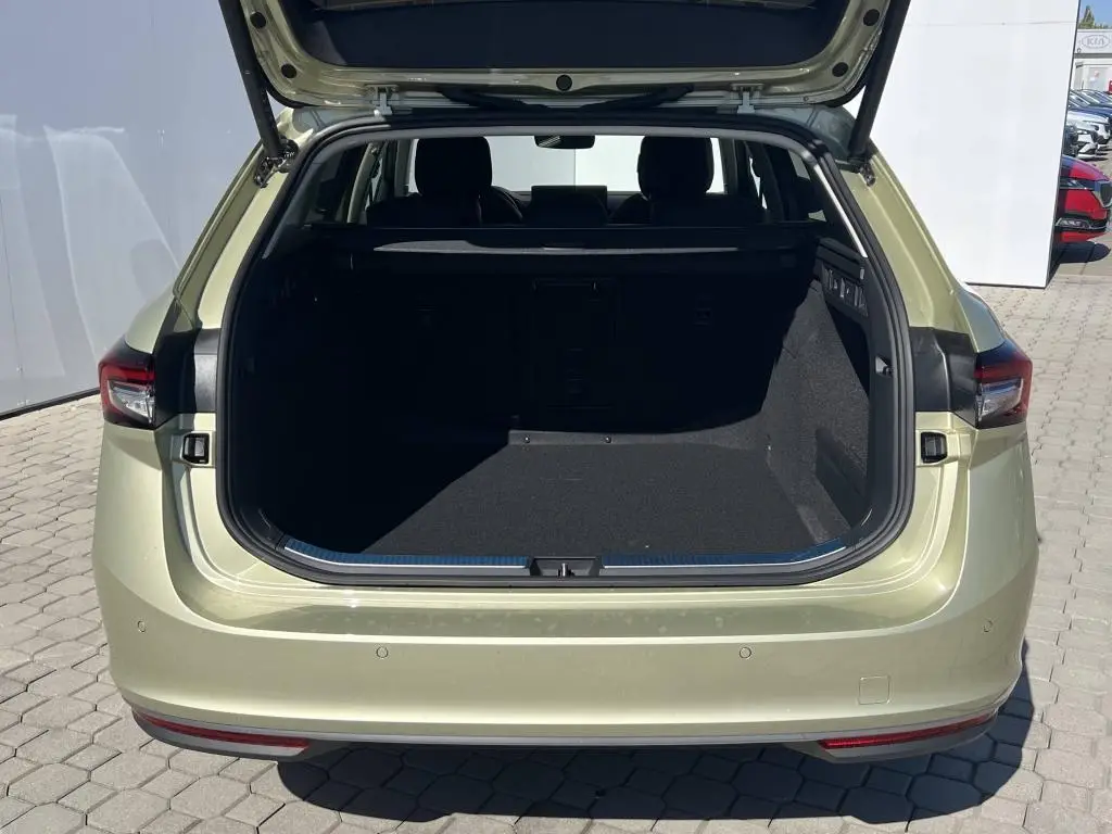 Škoda Superb Combi L&K 7DSG 2,0 TDI / 142kW
