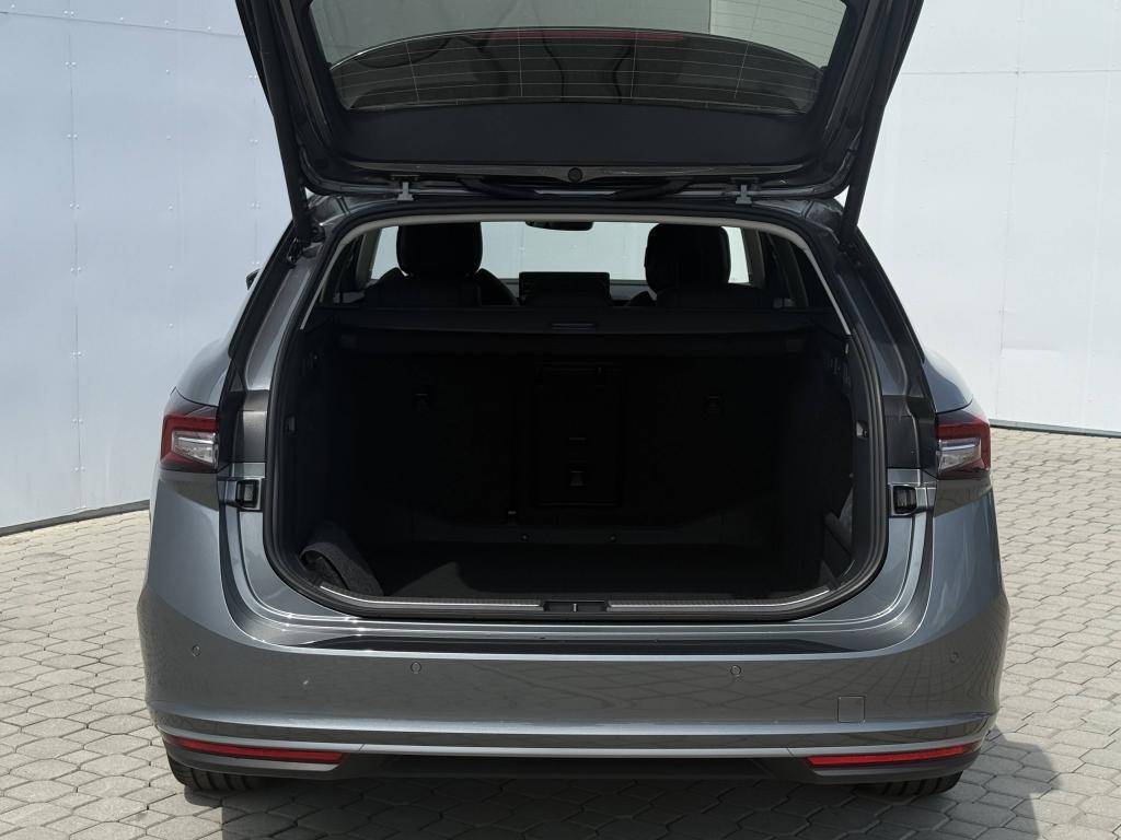 Škoda Superb Combi L&K 7DSG 2,0 TDI / 142kW