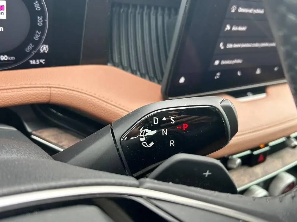 Škoda Superb Combi L&K 7DSG 2,0TDI / 110kW