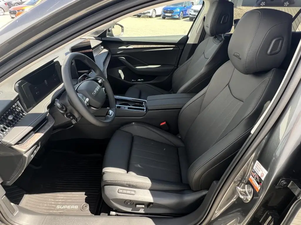 Škoda Superb Combi L&K 7DSG 2,0TDI / 110kW