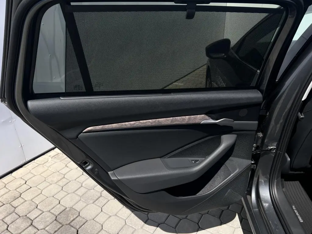 Škoda Superb Combi L&K 7DSG 2,0TDI / 110kW