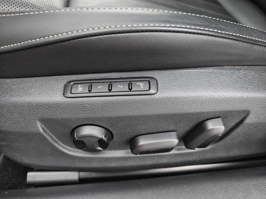 Škoda Superb Combi L&K 7DSG 2,0TDI / 147kW