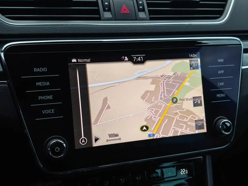 Škoda Superb Combi L&K 7DSG 2,0TDI / 147kW