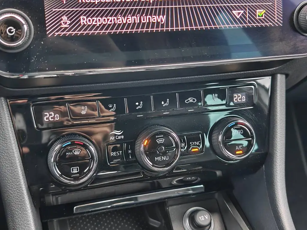 Škoda Superb Combi L&K 7DSG 2,0TDI / 147kW