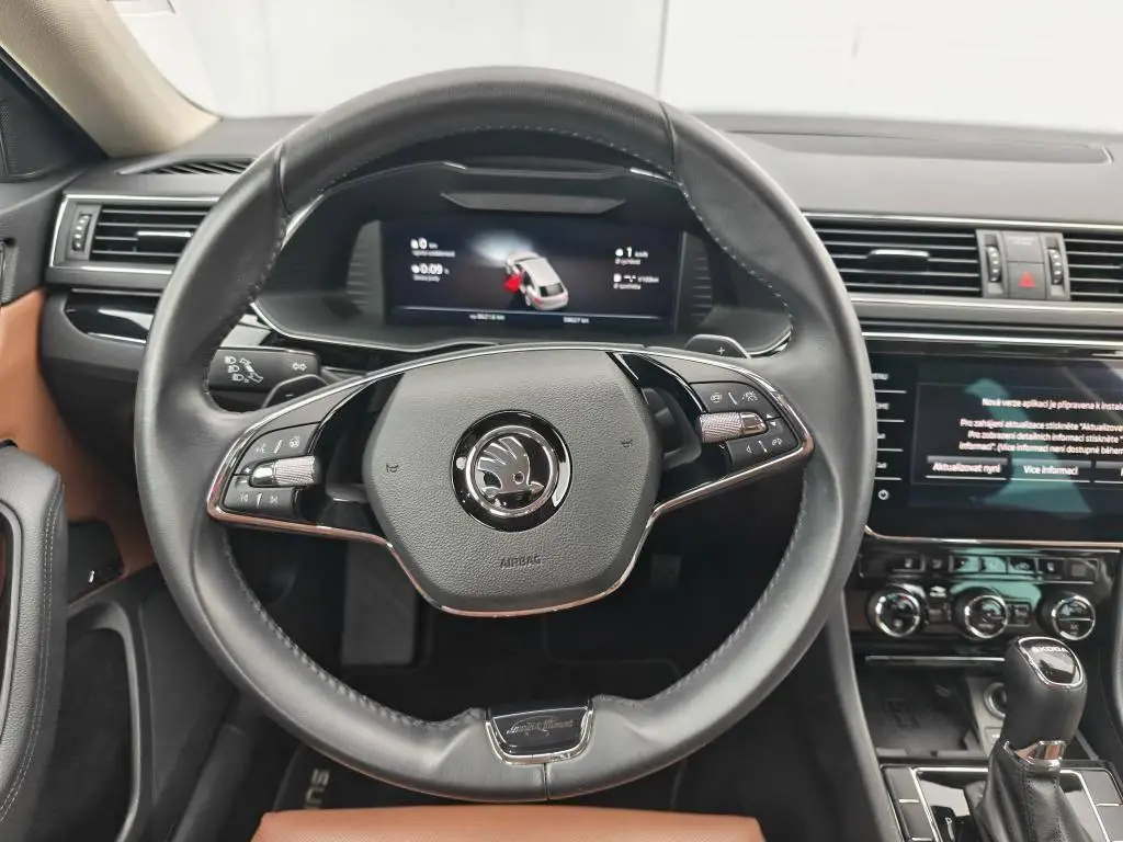 Škoda Superb Combi L&K 7DSG 2,0TSI / 140kW