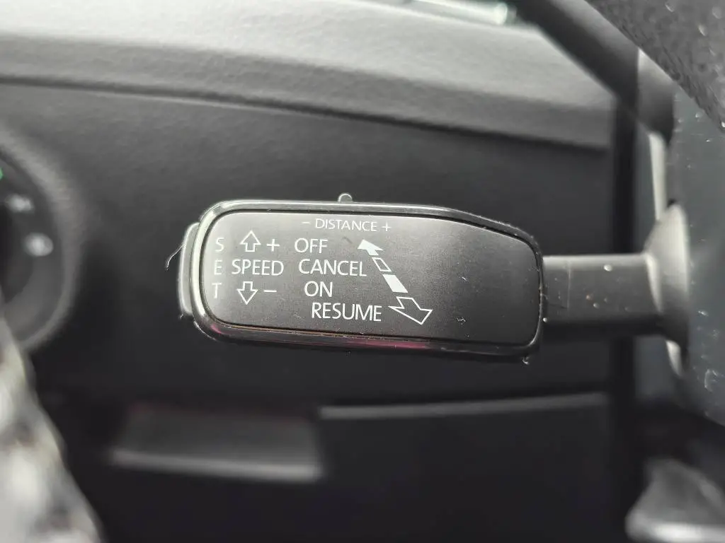 Škoda Superb Combi L&K 7DSG 2,0TSI / 140kW