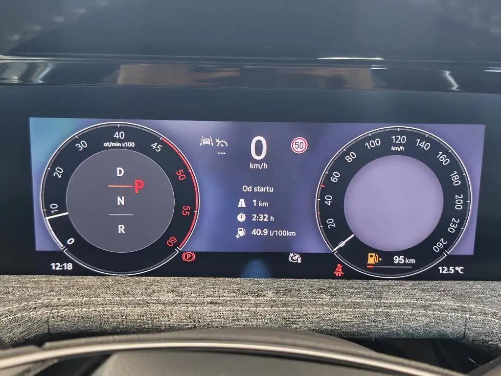 Škoda Superb Combi Selection 7DSG 2,0TDI / 110kW