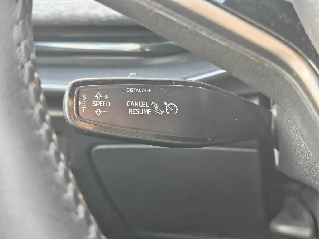 Škoda Superb Combi Selection 7DSG 2,0TDI / 110kW